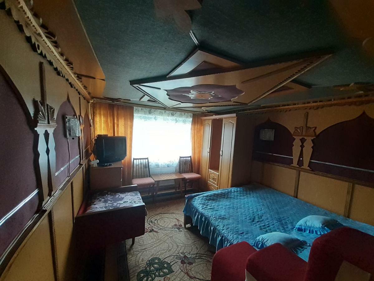 Kатруся Hotell Jaremtsje Eksteriør bilde